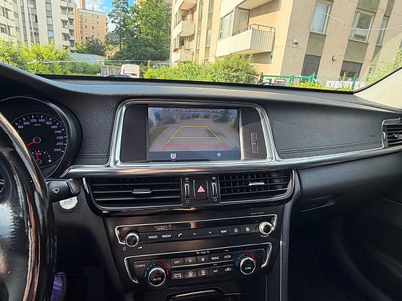Kia Optima 6 of 10