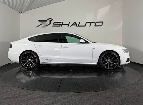 Audi A5 4 of 5