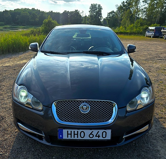 Jaguar XF 26 of 30