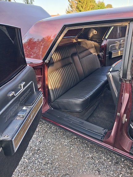 Lincoln Continental 4 of 4
