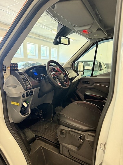 Ford Transit 6 of 16