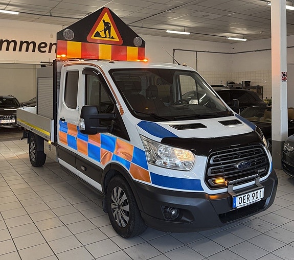 Ford Transit 2 of 16