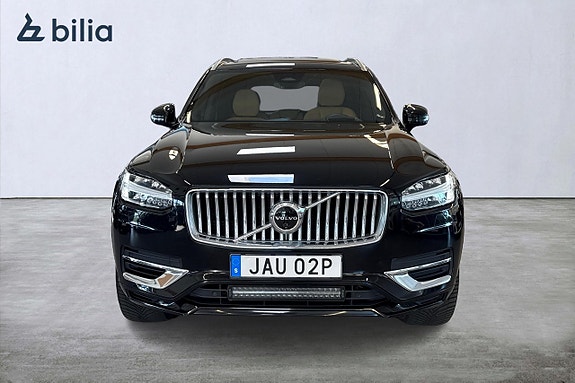 Volvo XC90 6 of 23