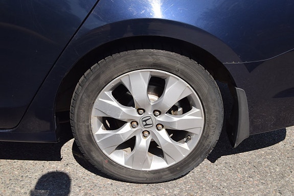 Honda Accord 19 of 19