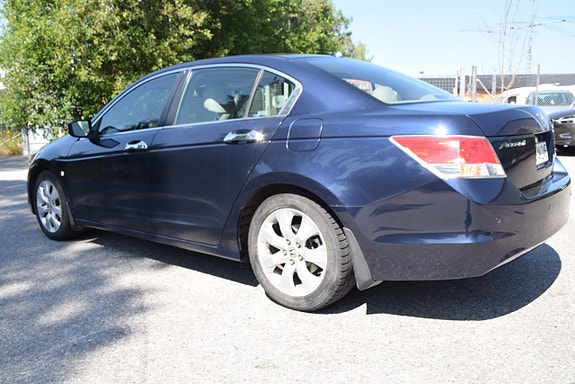 Honda Accord 6 of 19