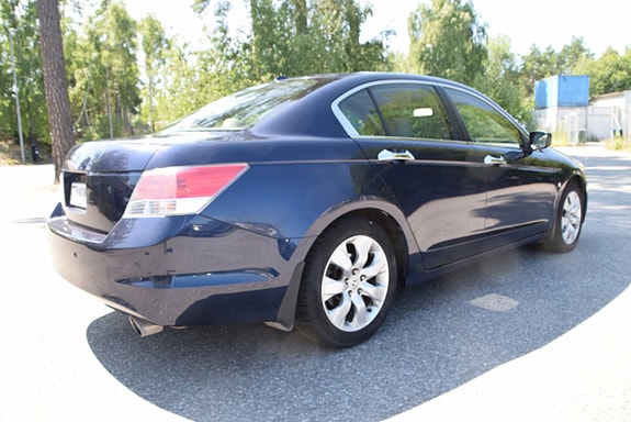 Honda Accord 5 of 5
