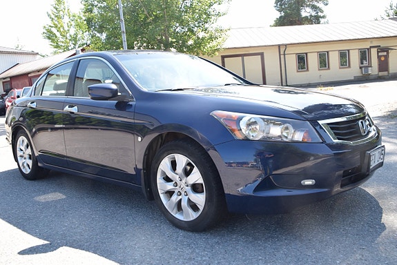 Honda Accord 3 of 5