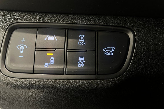Hyundai Santa Fe 27 of 30