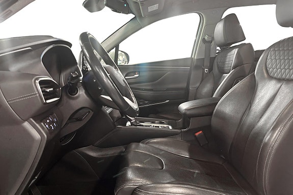 Hyundai Santa Fe 13 of 30