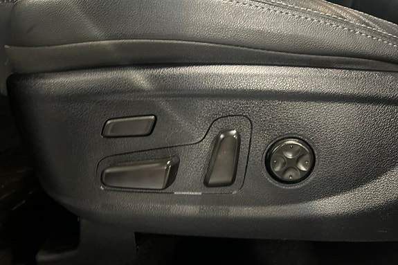 Hyundai Santa Fe 23 of 30
