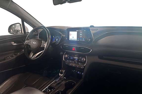 Hyundai Santa Fe 15 of 30