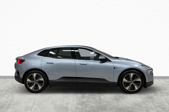 Polestar 4 4 of 5