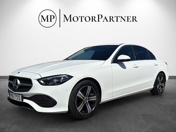 Mercedes-Benz C200 3 of 19
