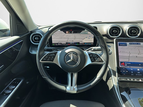 Mercedes-Benz C200 12 of 19
