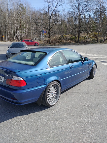 BMW 330Ci 27 of 29