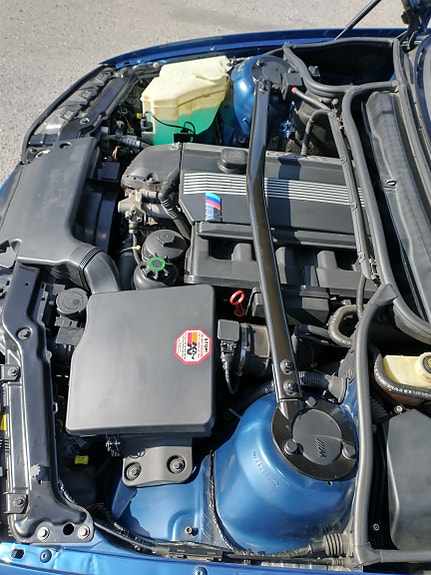 BMW 330Ci 28 of 29