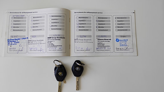 BMW 330Ci 20 of 29