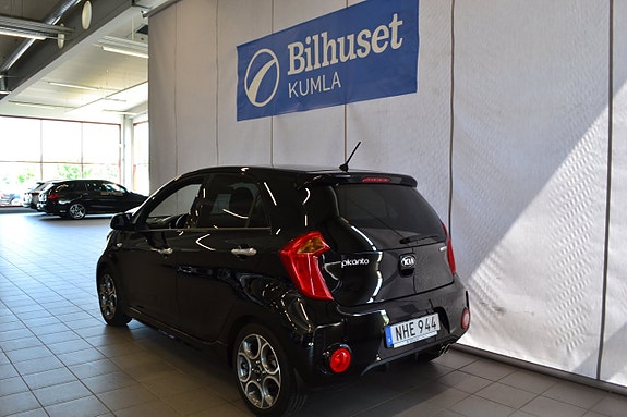 Kia Picanto 3 of 5
