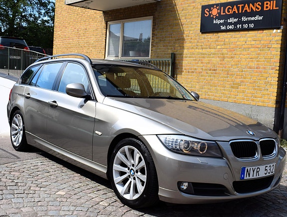BMW 318i 5 of 5