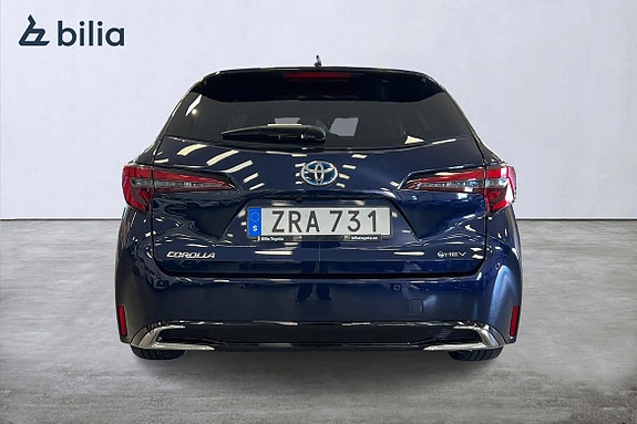 Toyota Corolla 5 of 5