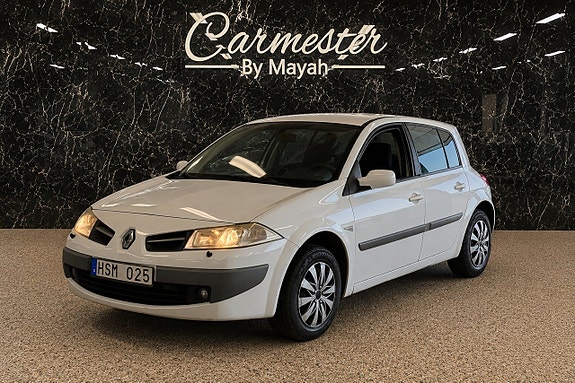 Renault Megane 2 of 13