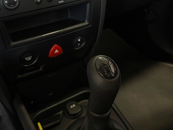 Renault Megane 13 of 13