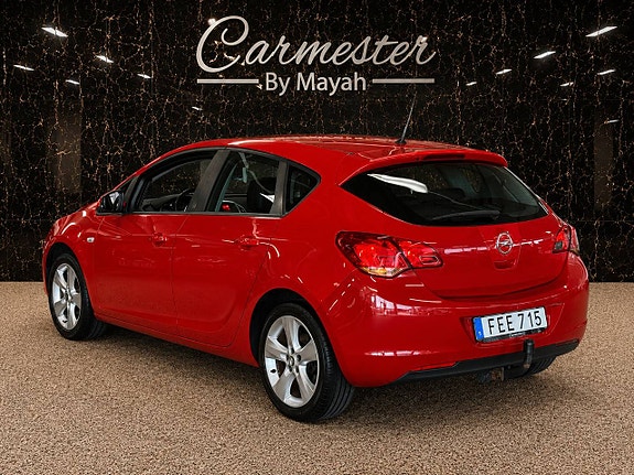Opel Astra 3 of 5