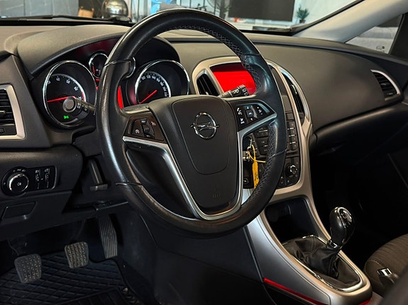 Opel Astra 6 of 15