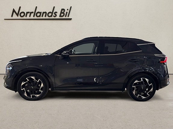 Kia Sportage 2 of 5