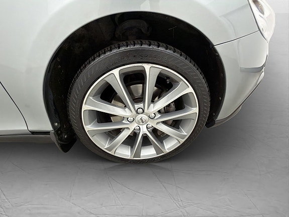 Volvo V40 Cross Country 29 of 30