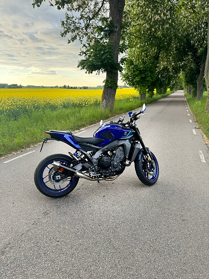 Yamaha MT-09 5 of 5