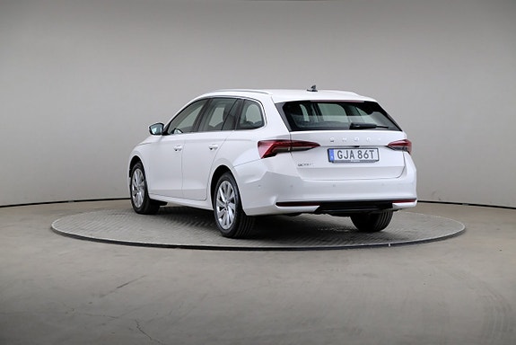 Skoda Octavia 2 of 29