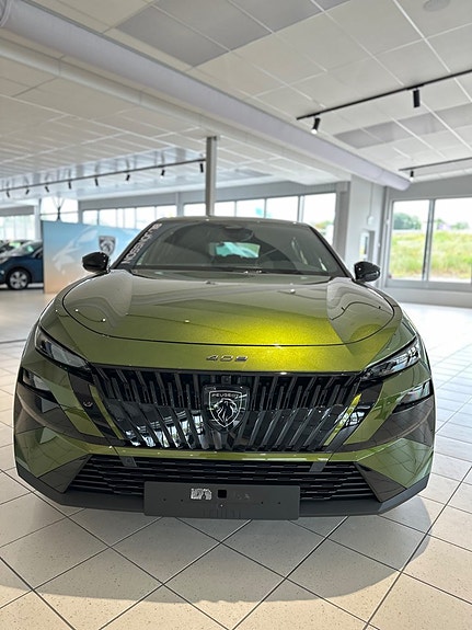 Peugeot 408 5 of 5