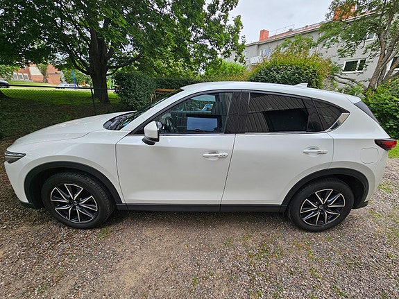 Mazda CX-5 2 of 5