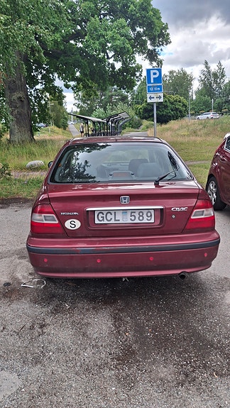 Honda Civic 2 of 5