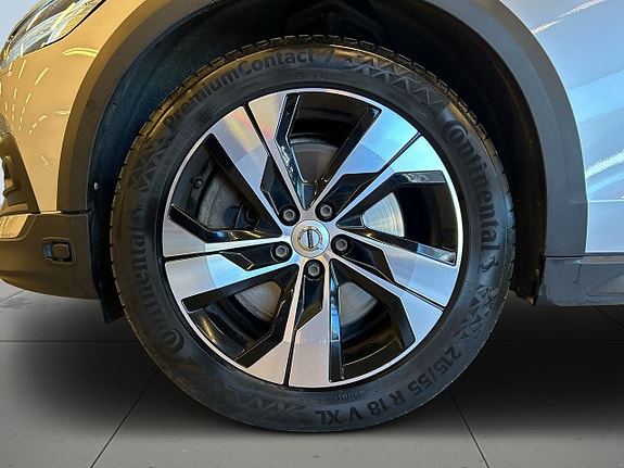Volvo V60 Cross Country 14 of 20