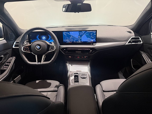 BMW 320d 12 of 18