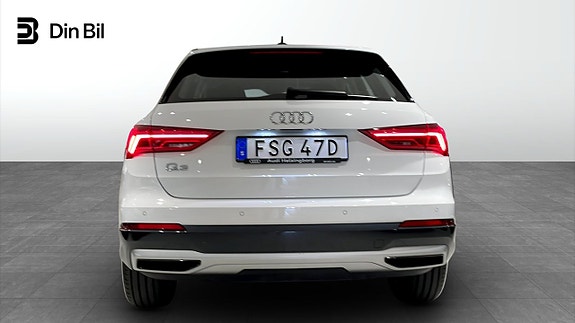 Audi Q3 5 of 5