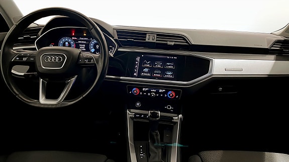 Audi Q3 10 of 13