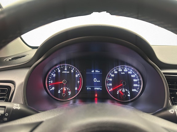 Kia Rio 15 of 30
