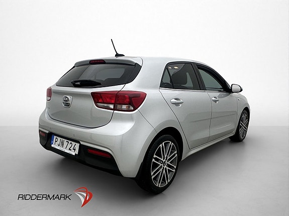 Kia Rio 8 of 30
