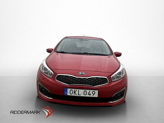 Kia Ceed 2 of 5