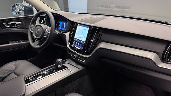 Volvo XC60 7 of 20