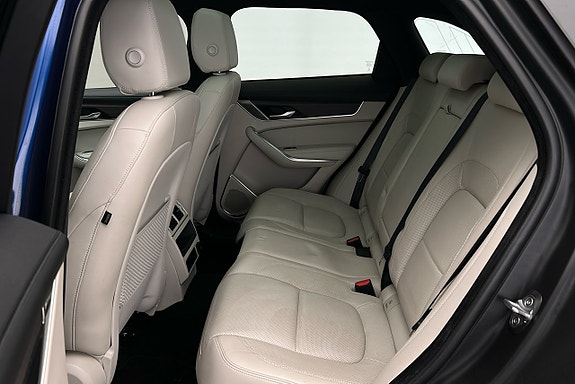 Jaguar F-PACE 13 of 29