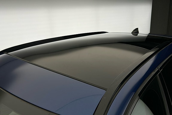 Jaguar F-PACE 17 of 29