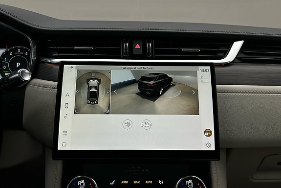 Jaguar F-PACE 27 of 29