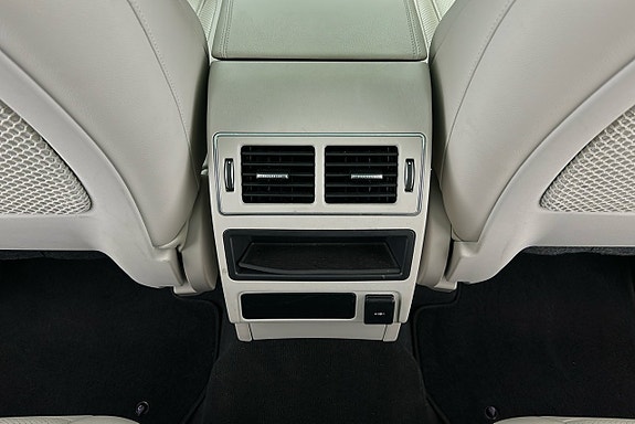 Jaguar F-PACE 24 of 29