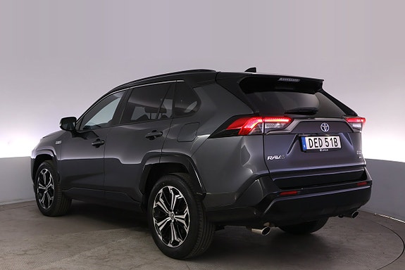 Toyota RAV4 Plug-in Hybrid 4 of 27