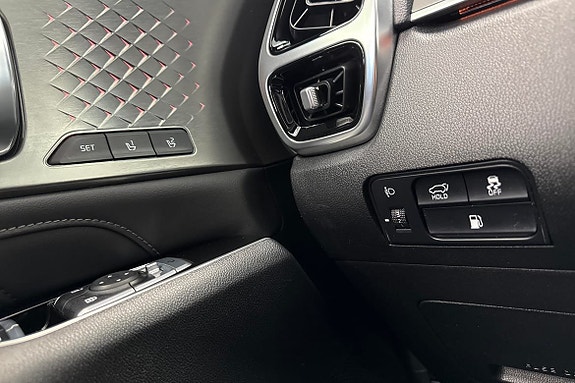Kia Sorento 7 of 25