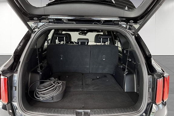 Kia Sorento 13 of 25